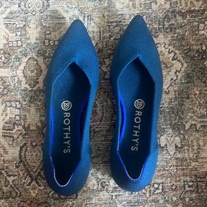 Rothy’s The Point (Deep Blue)